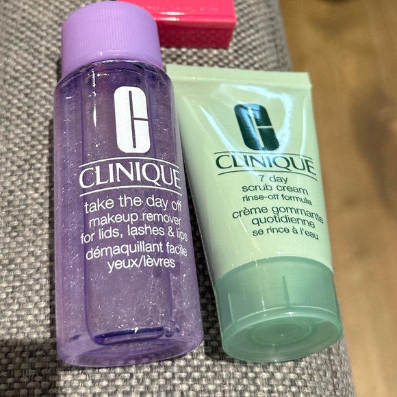 Three piece Clinique sample set - Picture 6 of 7